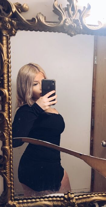 Leaked Aliyahmarie page private photo viral onlyfans
