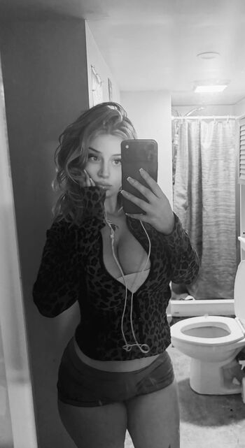 Leaked Aliyahmarie private photo viral onlyfans