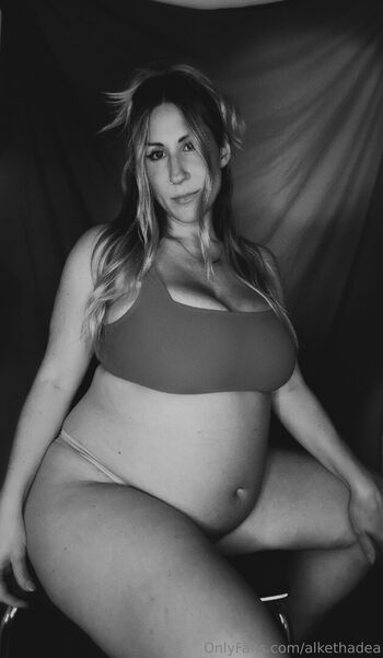 Leaked Alkethadea private photo viral onlyfans