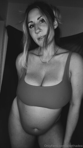 Leaked Alkethadea private photo viral onlyfans