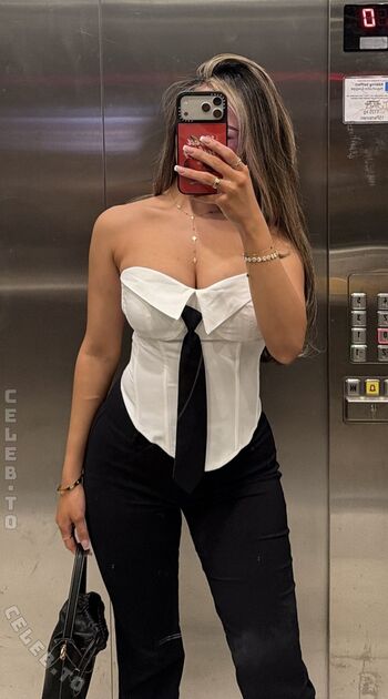 Leaked Almira azemi page private photo viral onlyfans