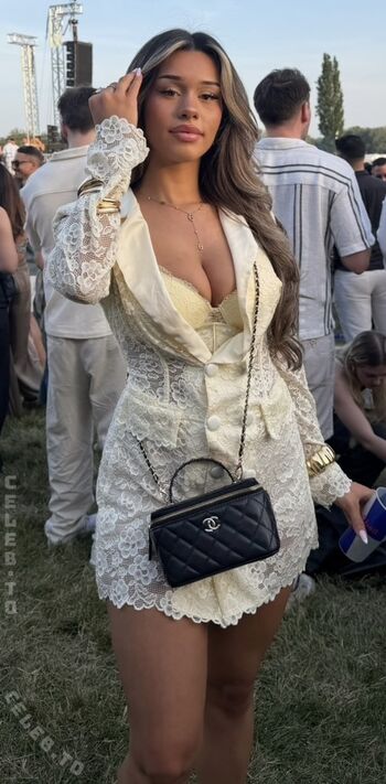 Leaked Almira azemi page private photo viral onlyfans