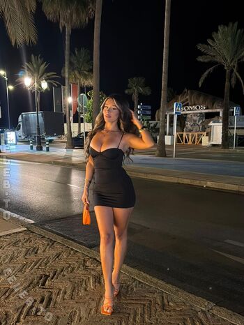 Leaked Almira azemi page private photo viral onlyfans