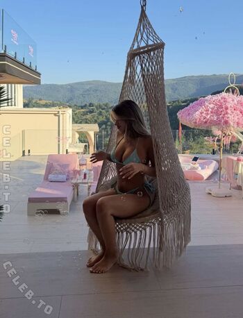 Leaked Almira azemi page private photo viral onlyfans