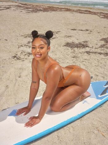 Leaked Almondxmilk private photo viral onlyfans
