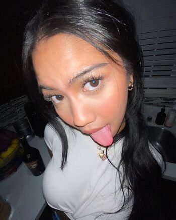 Leaked Alyanna joelle private photo viral onlyfans