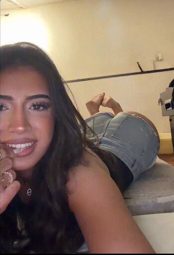 Leaked Alyc ia private photo viral onlyfans