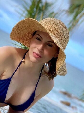 Alyssa Milano