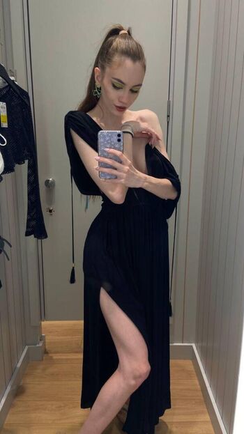 Leaked Alyssa smit private photo viral onlyfans