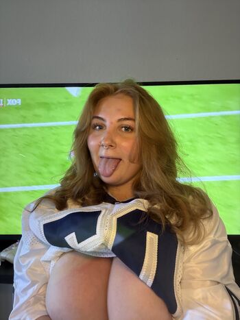 Leaked Alyssaholmes page private photo viral onlyfans