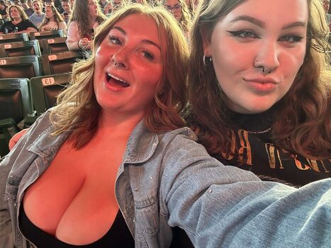 Leaked Alyssaholmes private photo viral onlyfans