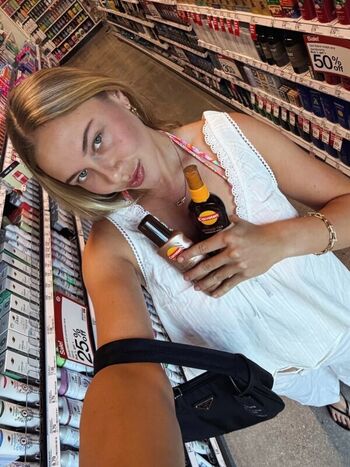 Leaked Amanda anisimova page private photo viral onlyfans