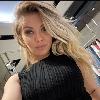 Leaked Amateur streamers private photo viral onlyfans