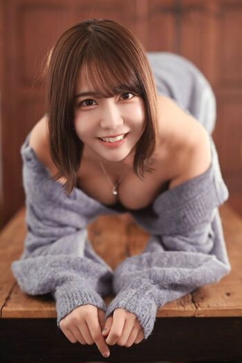 Amau Kisumi 天羽希純