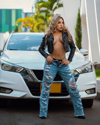 Leaked Ambar simson page private photo viral onlyfans