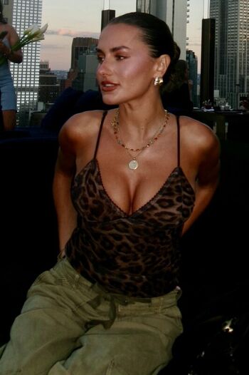 Leaked Amber davies page private photo viral onlyfans