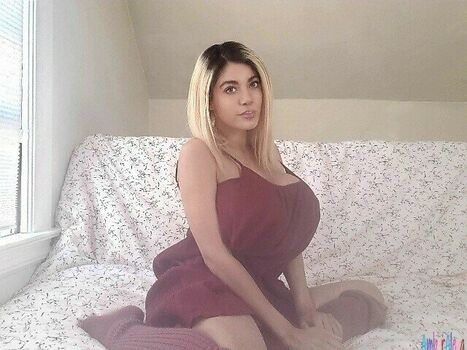 Leaked Amberalenaxxx private photo viral onlyfans