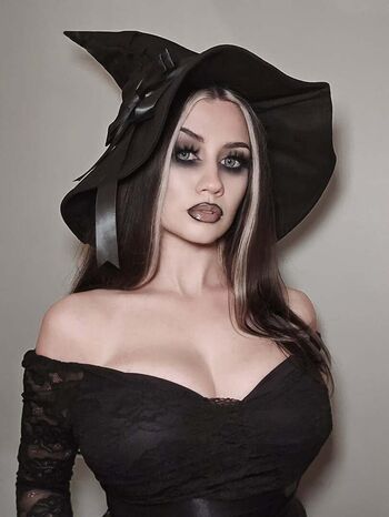 Amelia Charlotte