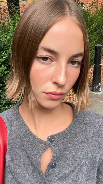Leaked Amelie manzoli private photo viral onlyfans