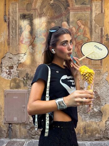 Amelie Zilber