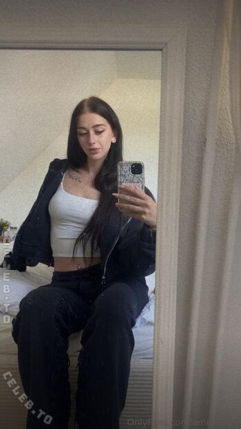 Leaked Ameliex private photo viral onlyfans