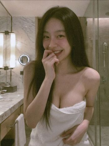 Leaked Amewinteraporro private photo viral onlyfans