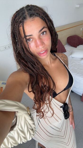 Leaked Amiah simmons private photo viral onlyfans