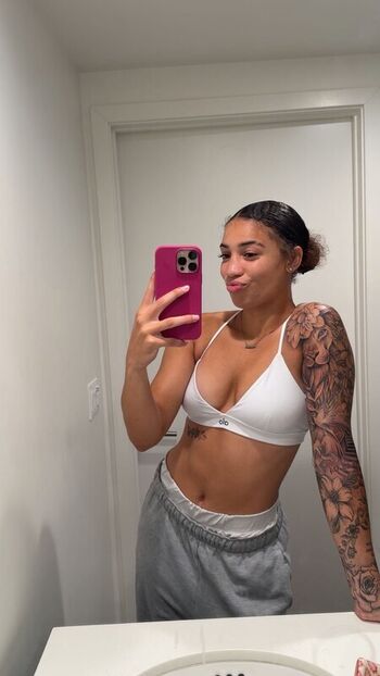 Leaked Amiah simmons private photo viral onlyfans
