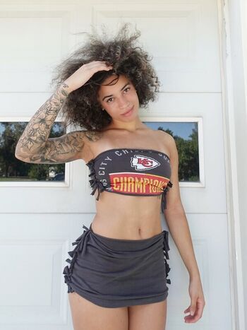 Leaked Amiah simmons private photo viral onlyfans