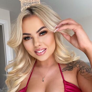 Leaked Amira hleia private photo viral onlyfans