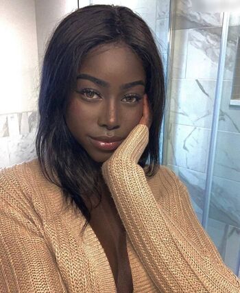 Leaked Amira west private photo viral onlyfans