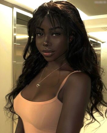 Leaked Amira west private photo viral onlyfans