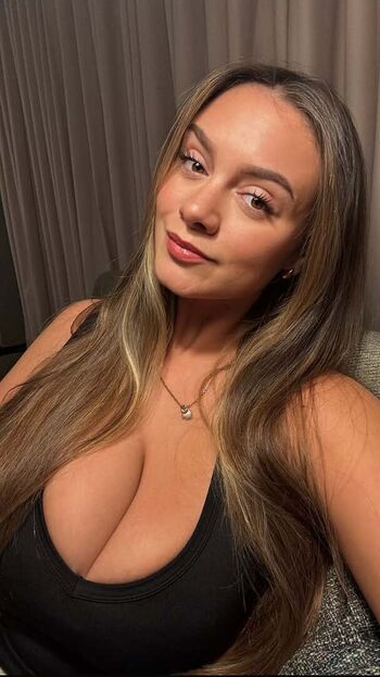 Leaked Amy quesada getgood page private photo viral onlyfans