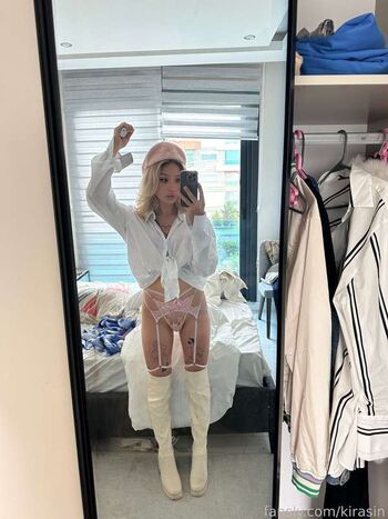 Leaked Amy split private photo viral onlyfans
