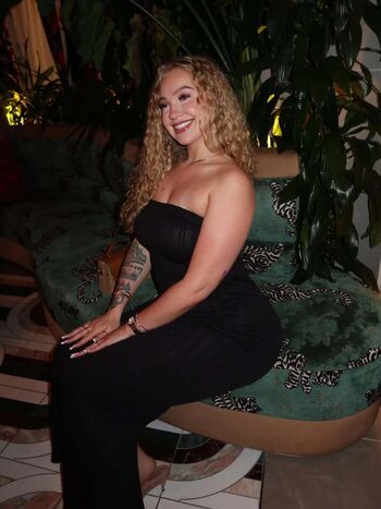 Leaked Amyzinha private photo viral onlyfans