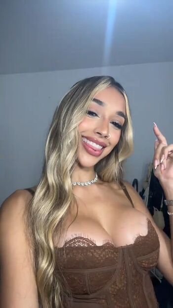 Leaked Anaamorim private photo viral onlyfans