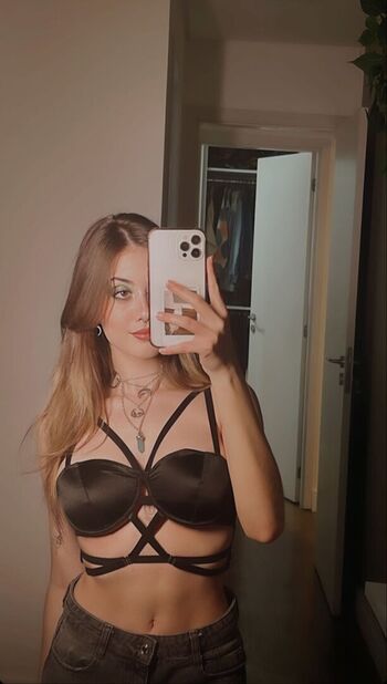 Ananda Morais