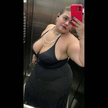 Leaked Anatherezareatti private photo viral onlyfans