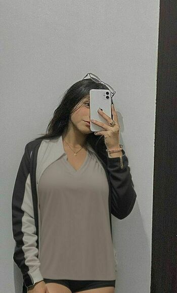Leaked Andrea yaravi castillo duran private photo viral onlyfans