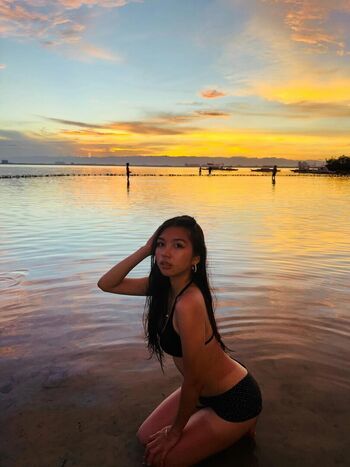 Leaked Angel valencia page private photo viral onlyfans