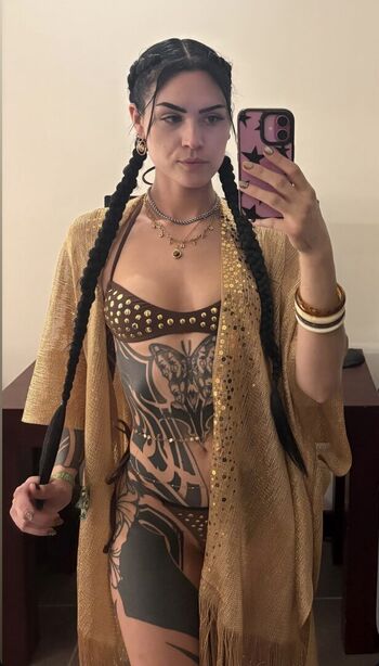 Angela Rhodes