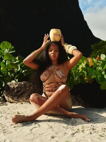 Angela Simmons