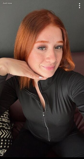 angelaxv