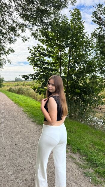 Leaked Angelina dehlow page private photo viral onlyfans