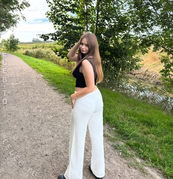 Leaked Angelina dehlow private photo viral onlyfans