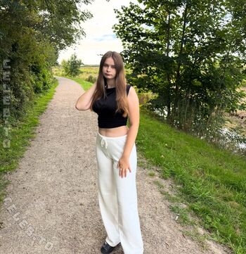 Leaked Angelina dehlow private photo viral onlyfans