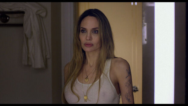 Leaked Angelina jolie page private photo viral onlyfans