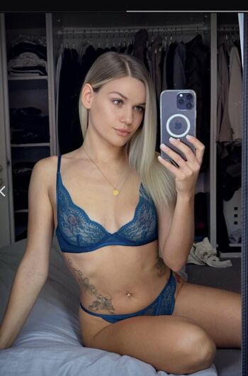 Angelina Mayer