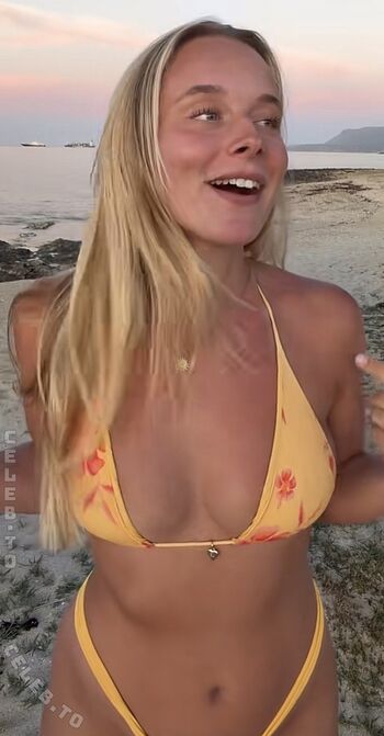 Leaked Angelinajoleen private photo viral onlyfans
