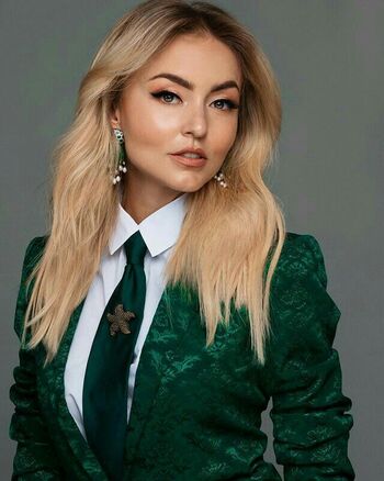 Angelique Boyer